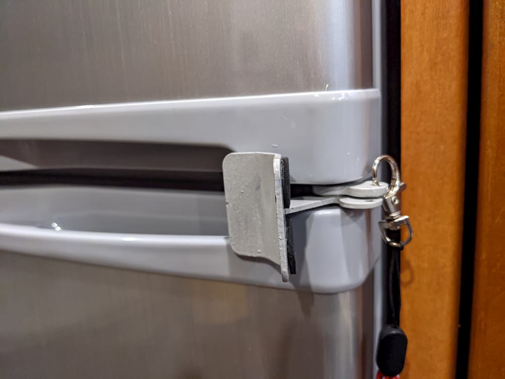 Dreambaby Silver Style Refrigerator Latches at